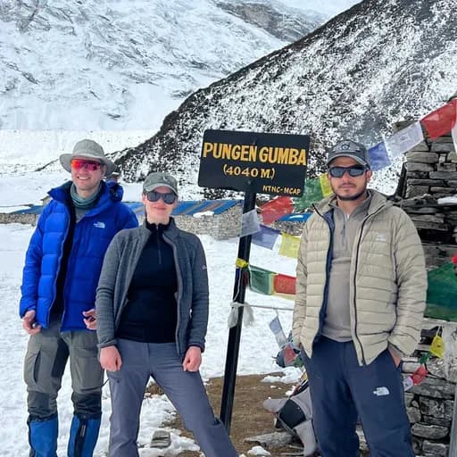 Nabaraj Simkhada, Trekking Guide