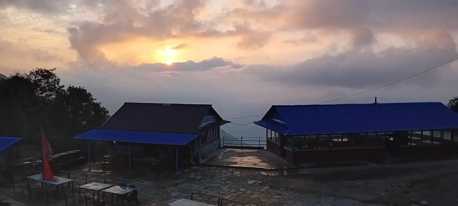 Pitam Deurali on the Mardi Himal trek, day 1